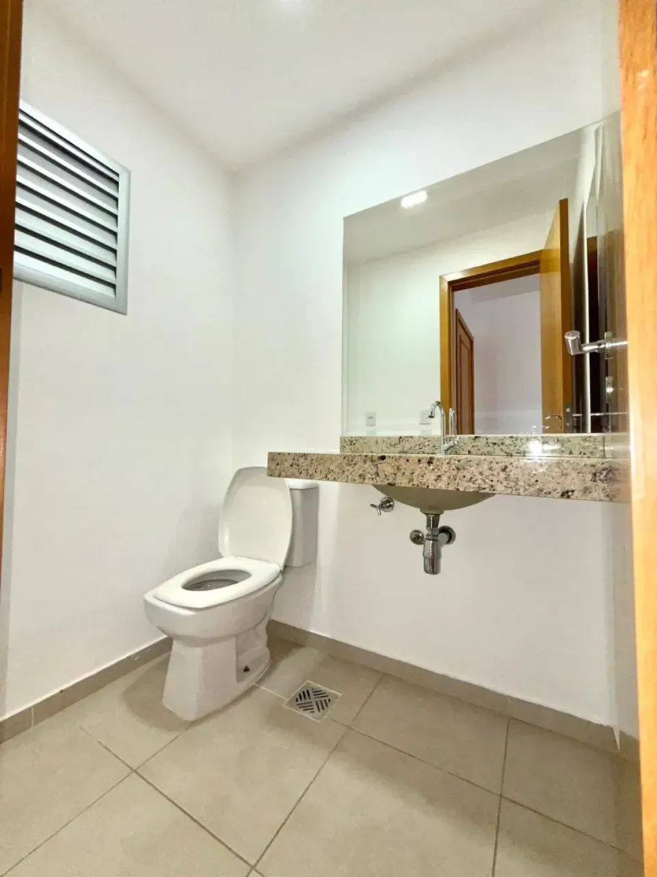 Apto para locação com 2 suítes, sendo uma com closet - Bosque da saúde com 152m² - Torre d - Foto 4