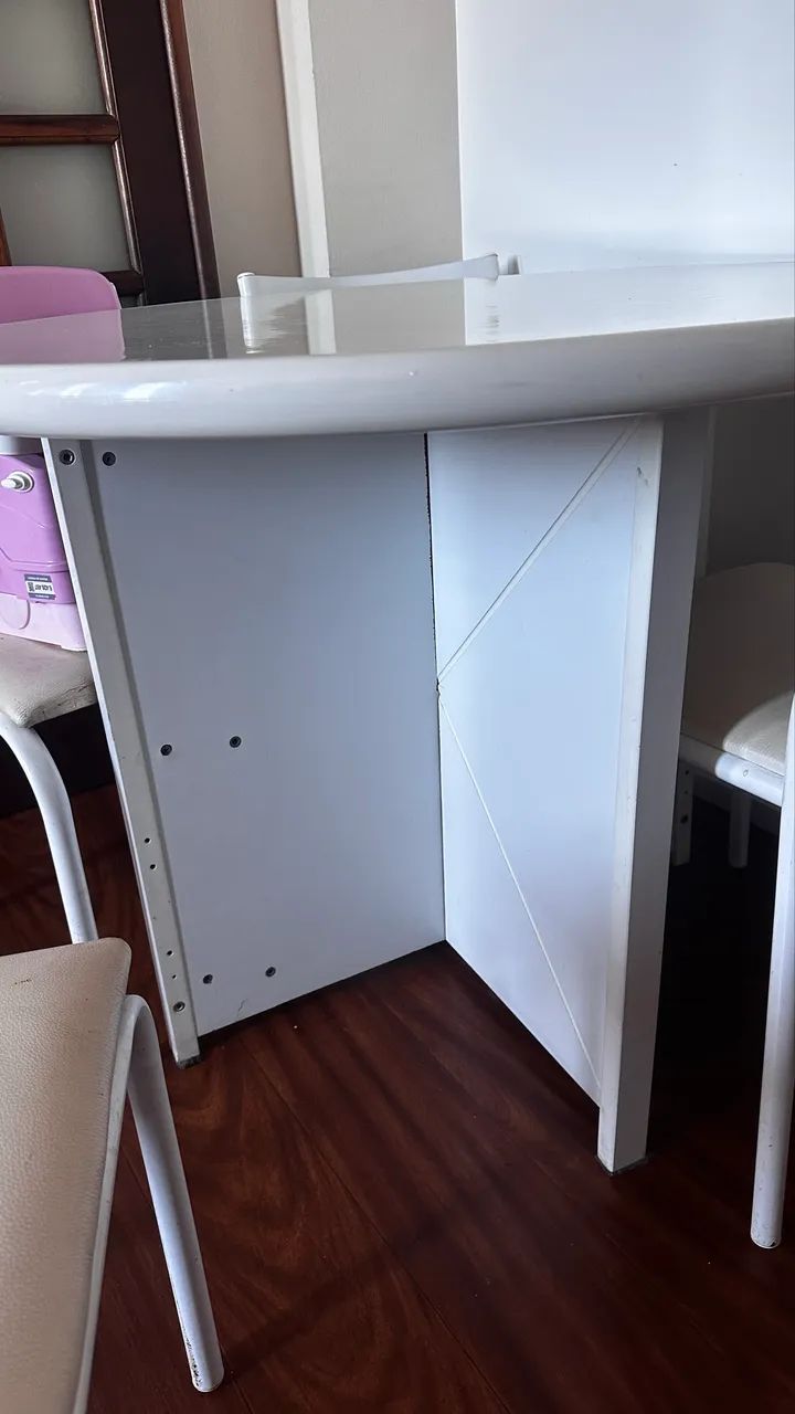 Mesa com 4 cadeiras  - Foto 4