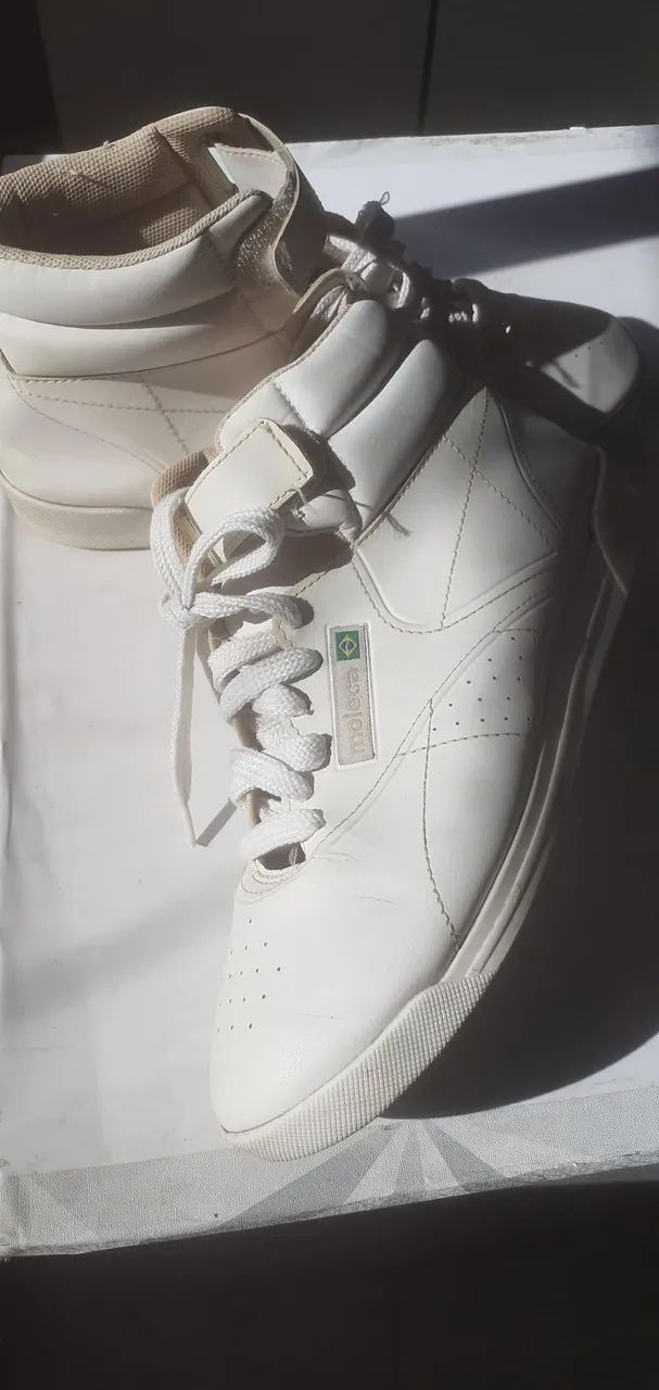 Tênis Cano Alto Moleca