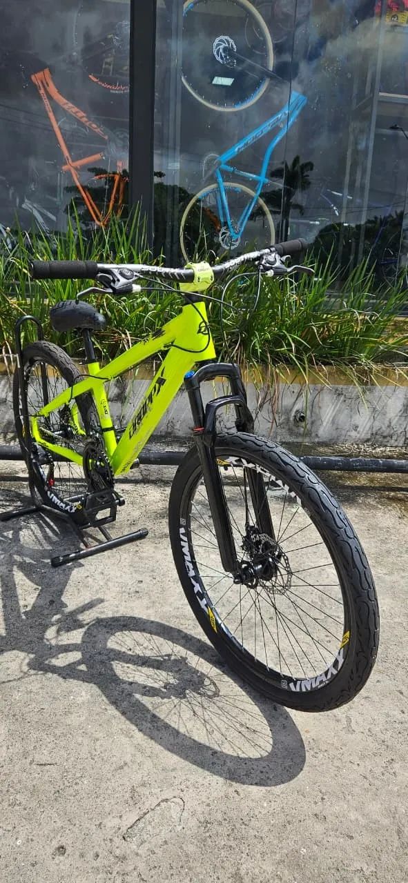 Bicicleta Dropp x PRO Freeride