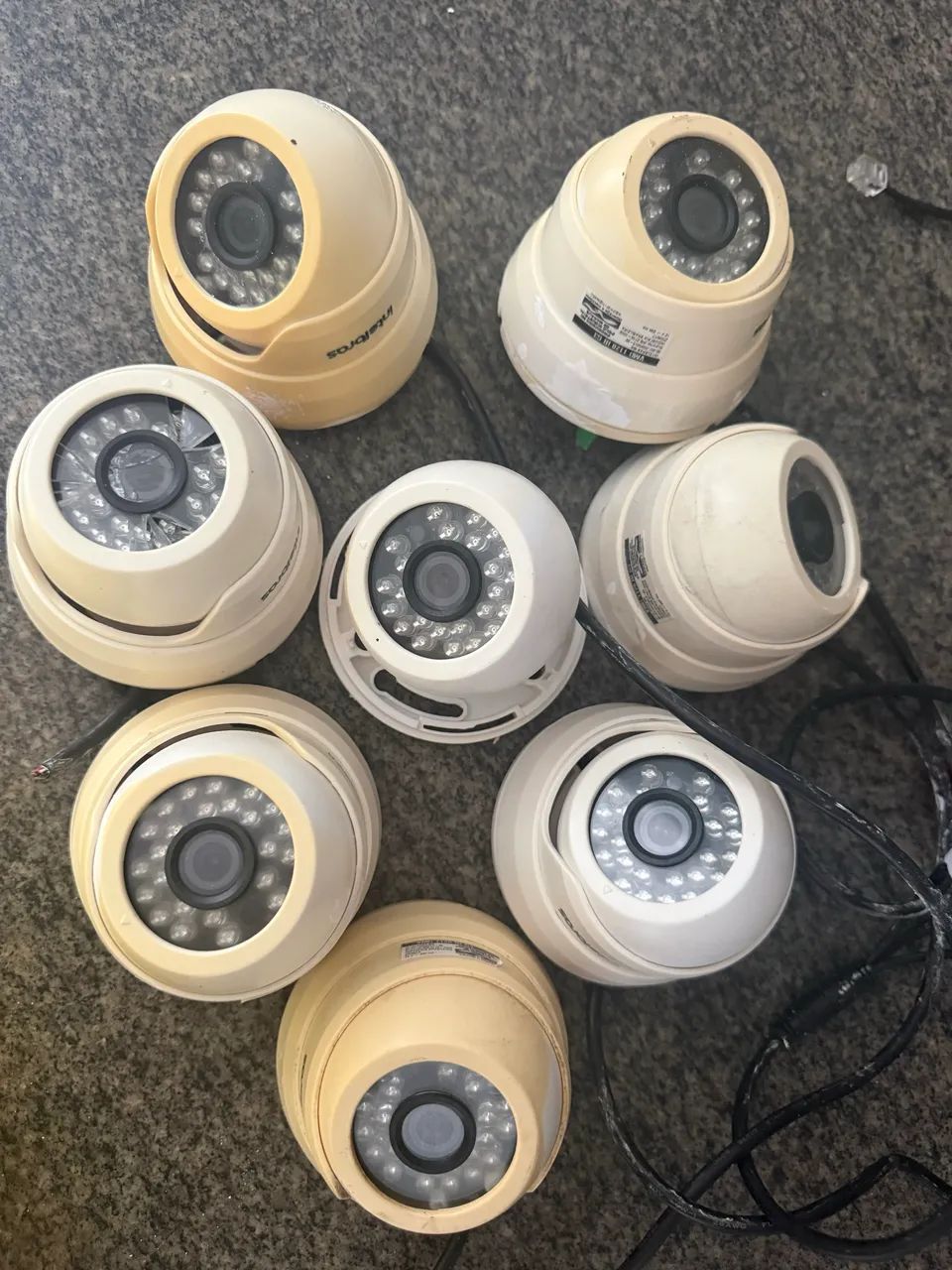 Kit 8 Câmeras +  DVR HD 1TB - Foto 2