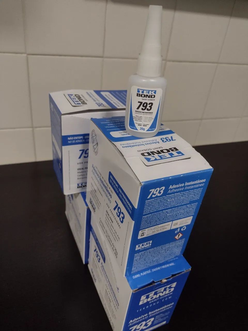 Cola Tek Bond 793 CAIXA COM 10 UNIDADES 65 REAIS 