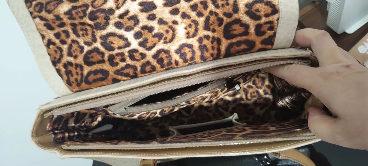 Bolsas de marca Jorge B. e Carmen Steffens  - Foto 3