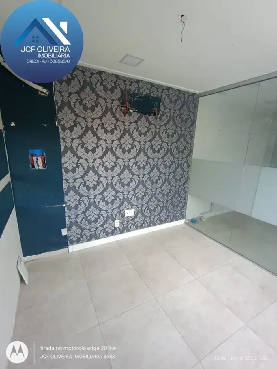 Sala Comercial Reformada no Centro de Macaé  Rua Prefeito Moreira Neto, 33 - Foto 3