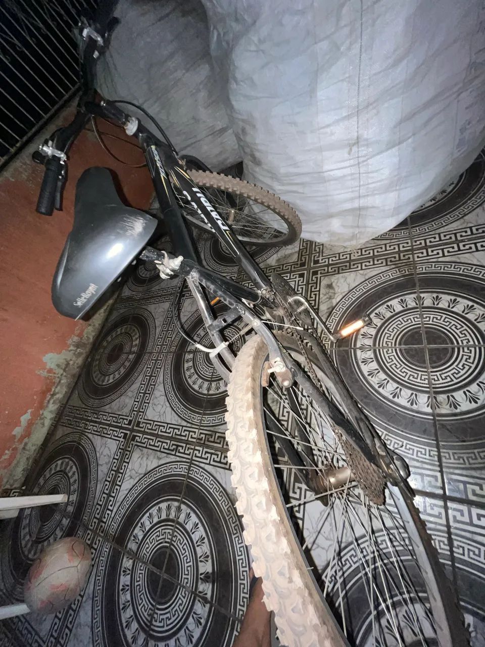 Vendo bicicleta da cairu aro26 - Foto 3