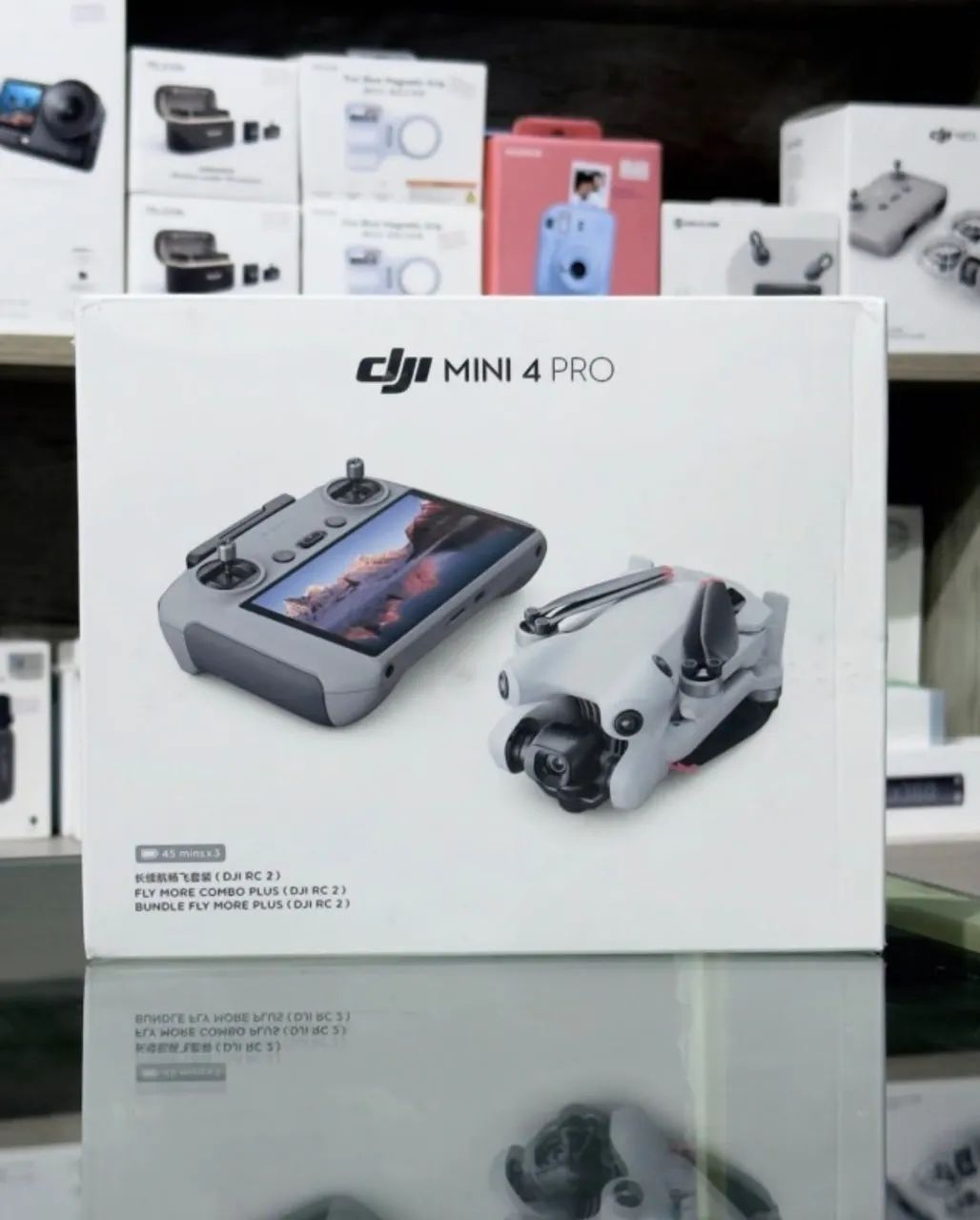 Drone Dji Mini 4 Pro Combo Fly More Controle com Tela - Foto 2