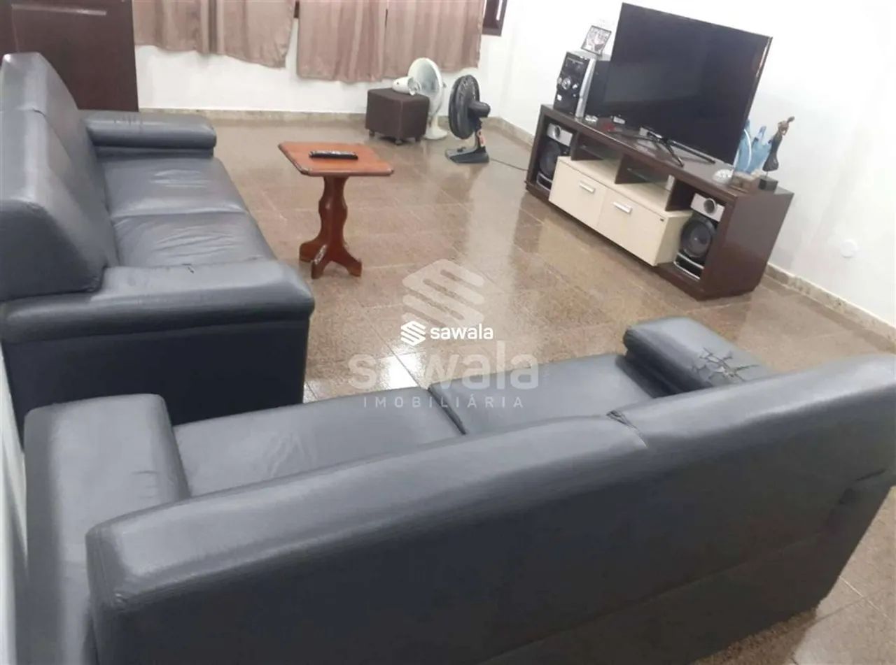Casa 3 quartos, sendo 3 suítes