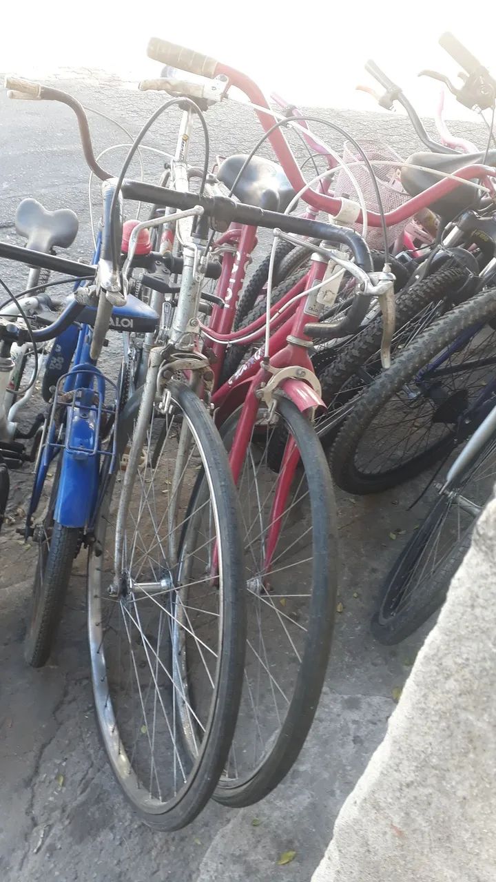 Fundo  de   oficina  de   bicicletas  - Foto 4