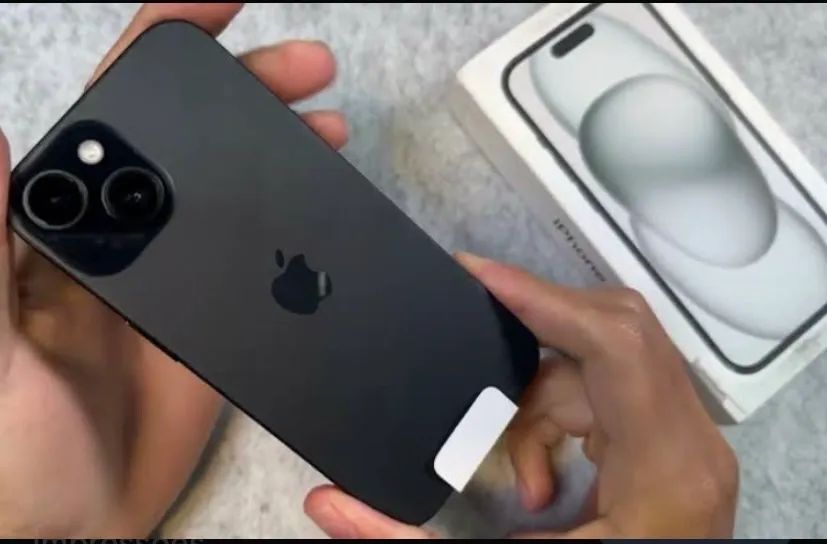 iPhone 15 Preto  - Foto 2