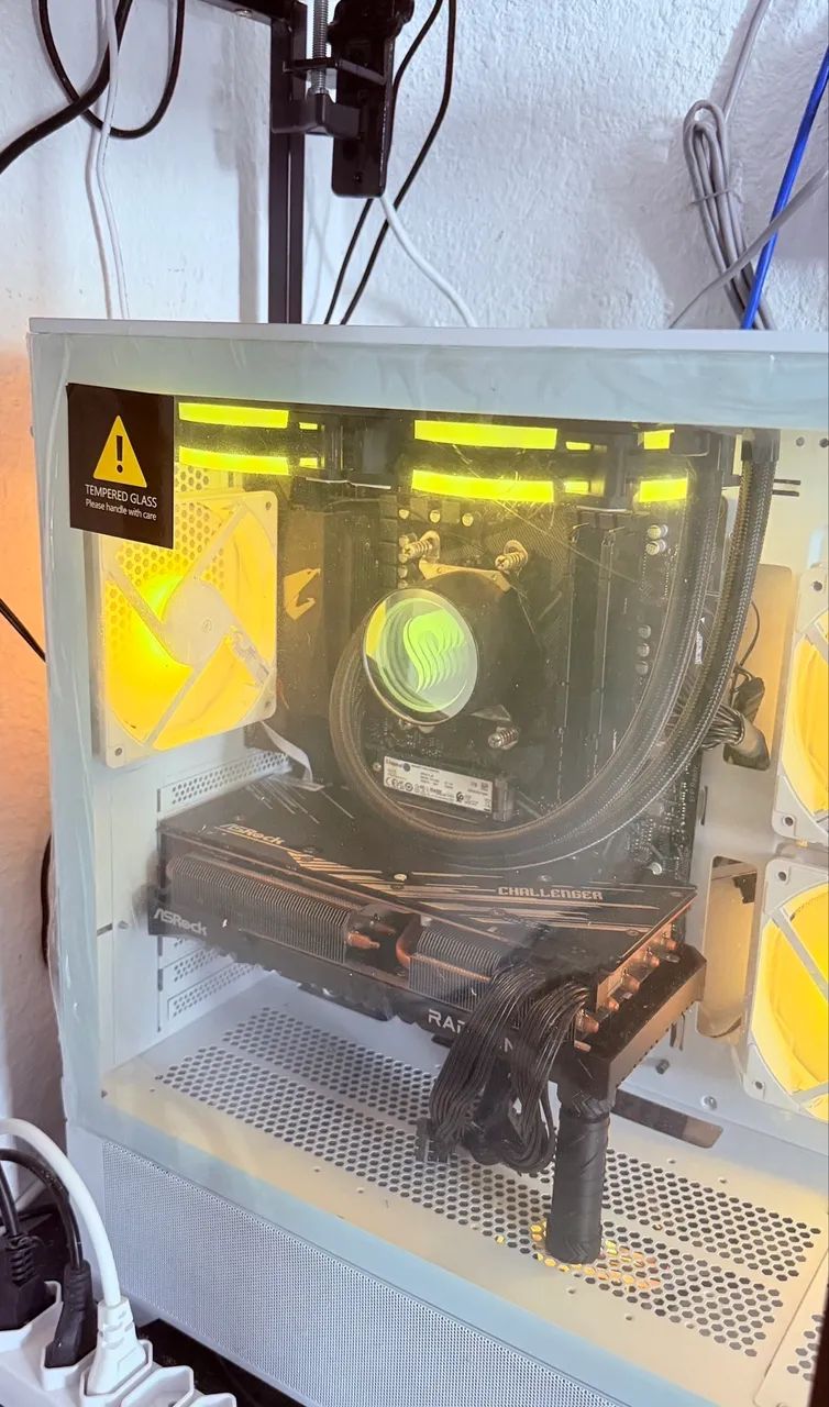 Placa de vídeo AMD RX 7800 XT - Foto 4