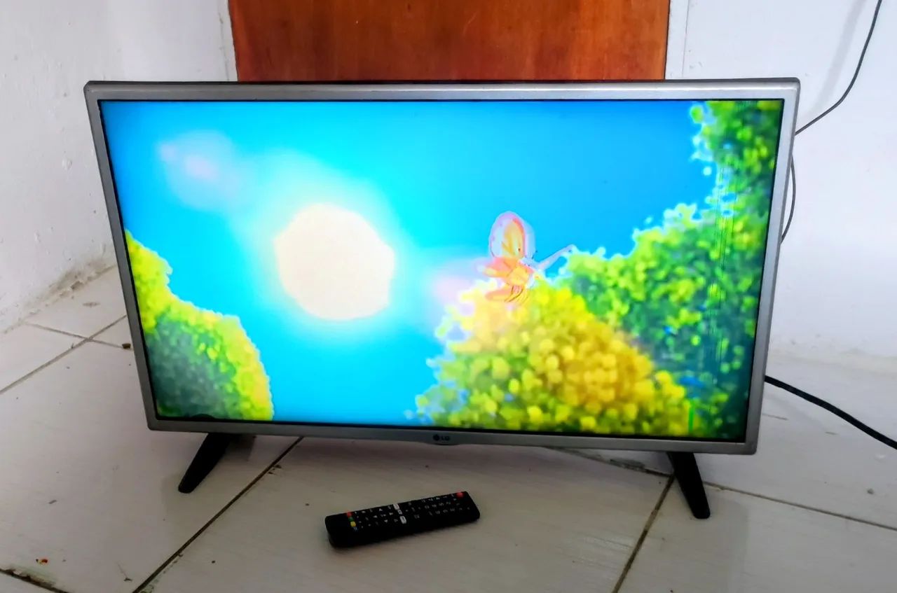 Tv 32 LG smart com manchinha  - Foto 4