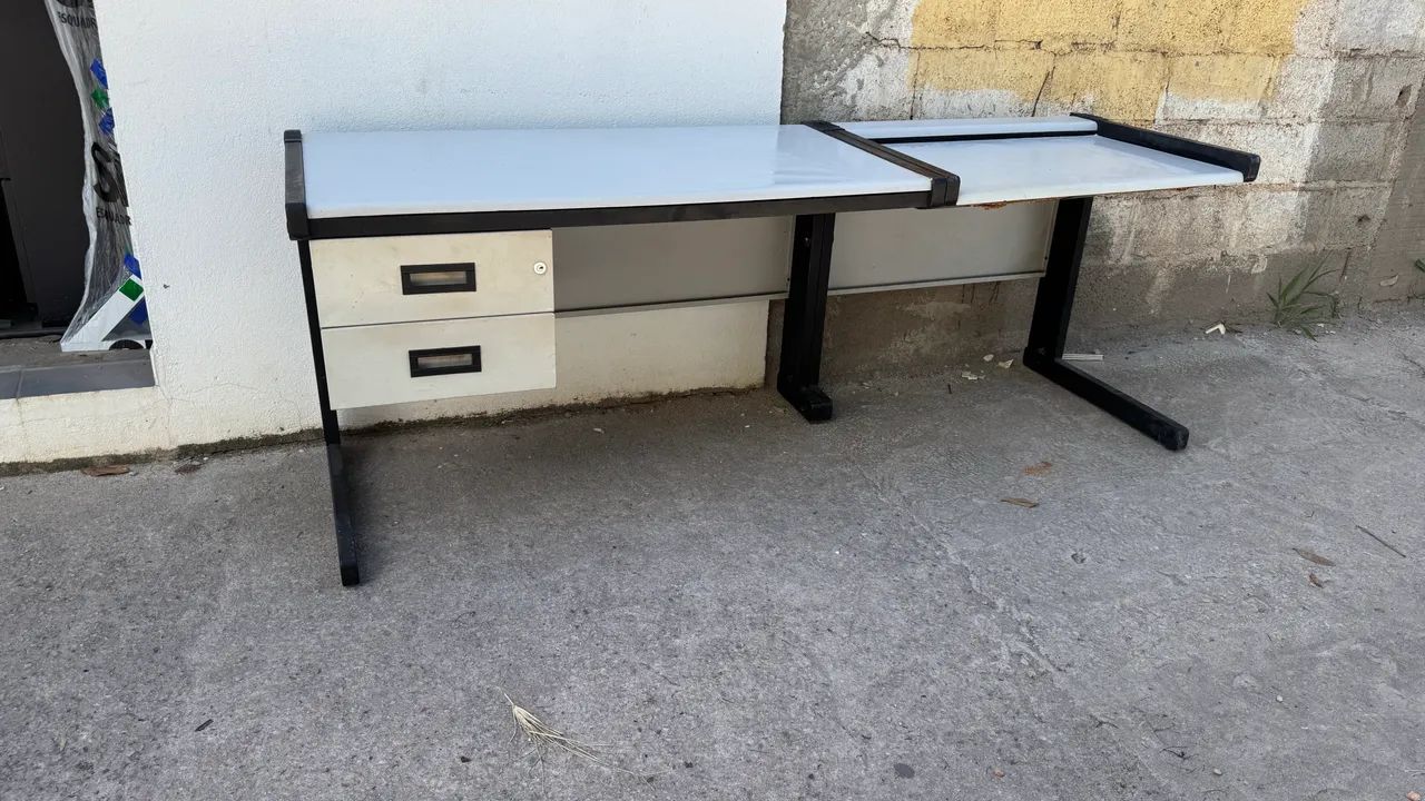 Mesa de escritório 2,00x0,60 com gaveta - Foto 2