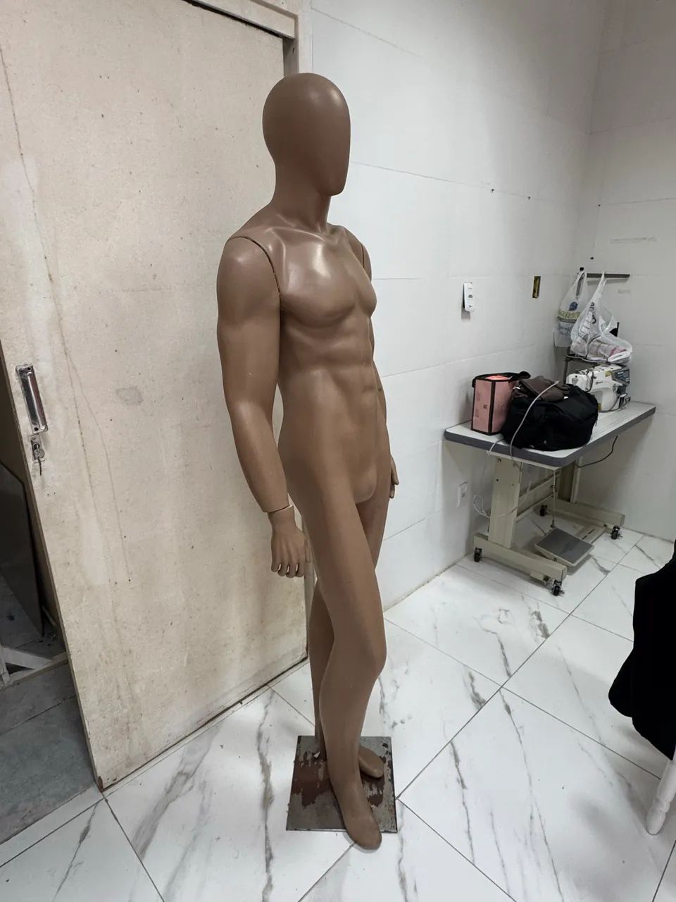 Manequim masculino  - Foto 2