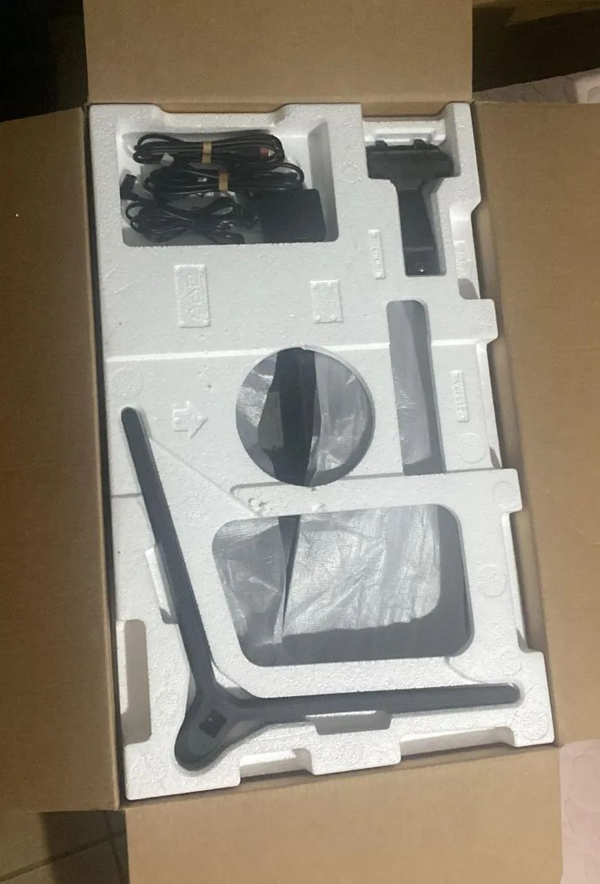 Monitor Samsung Odissey G5 32" - Foto 4