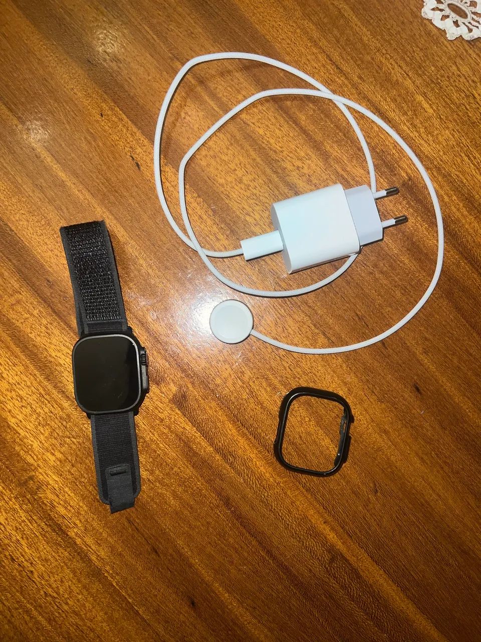 Apple Watch Ultra 2 - 49 mm - titanium 
