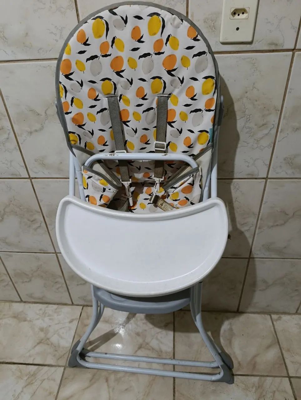 Cadeira de alimentação para bebê 