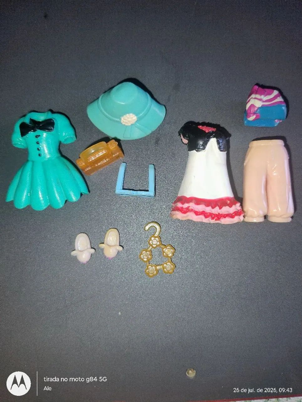 Lote roupinhas Polly com 4 bonecas  - Foto 5