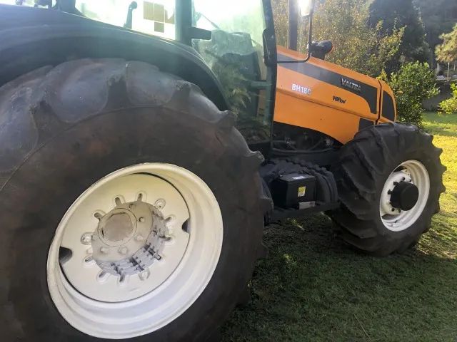 TRATOR VALTRA BH180 - Foto 3