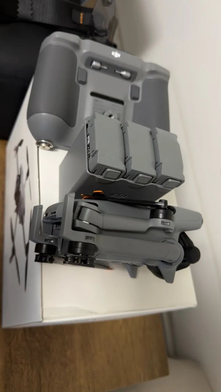 Drone Dji mini 5 pro Fly more combo plus - Foto 2