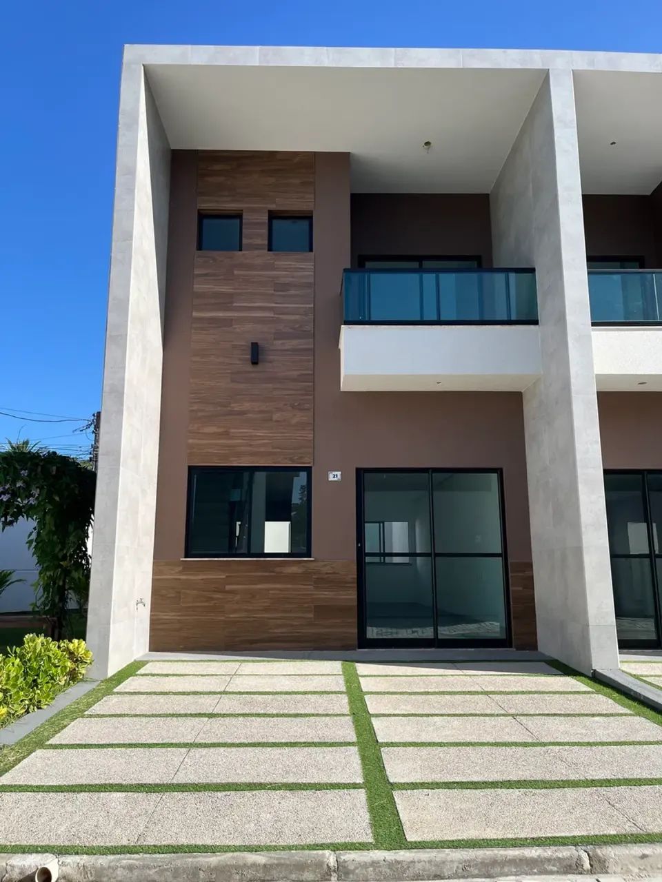 casa duplex em condomínio na maraponga 3 quartos