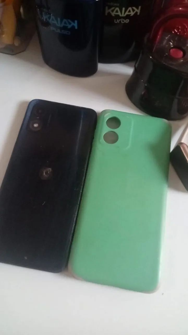Celular Motorola E, acompanha capinha e carregador, celular top@7!! - Foto 4