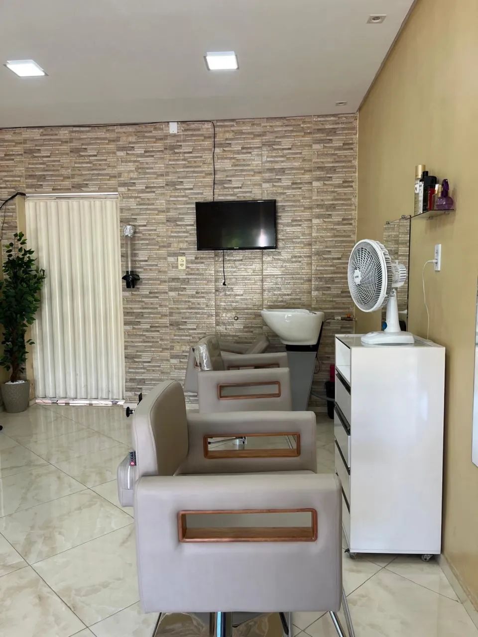 Cadeira e lavatório para salão de beleza - Foto 2