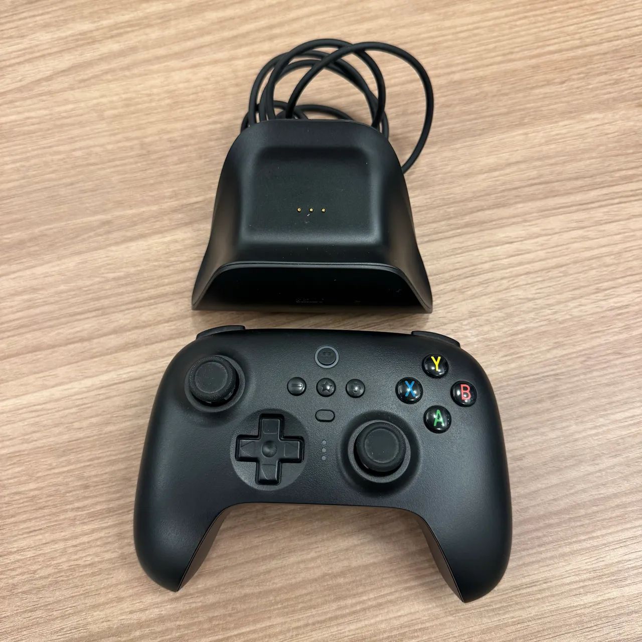 Controle 8BitDo com dock de carregamento - Foto 2