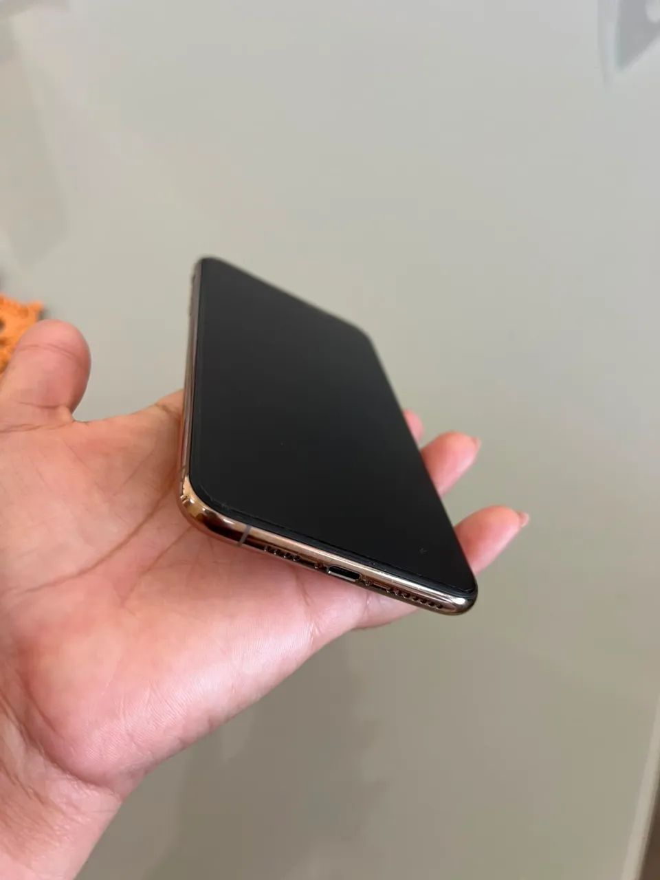 vendo iphone 11 pro max 256GB Gold - Foto 2
