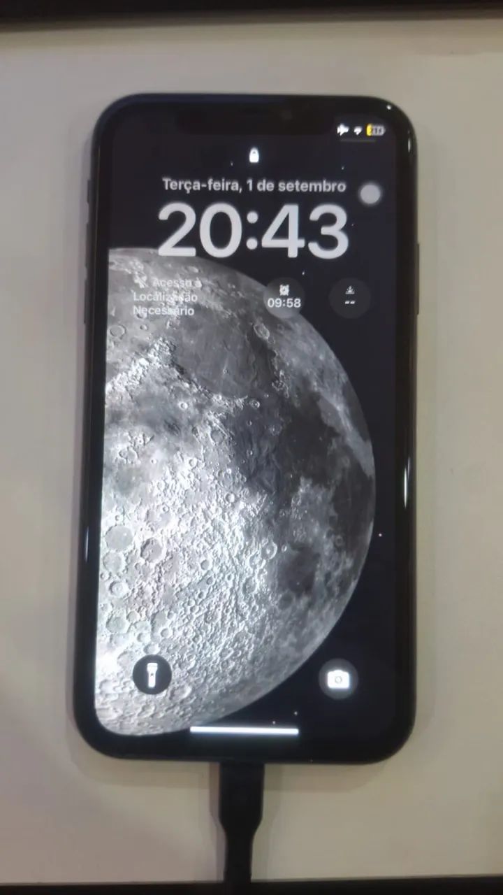 Vendo ou troco iPhone  - Foto 2