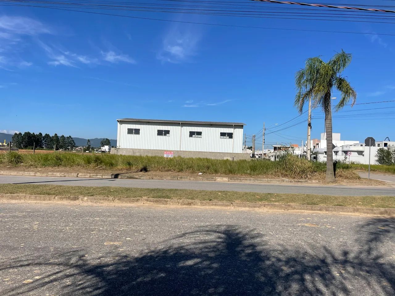 Terreno de esquina para locação! - Foto 3
