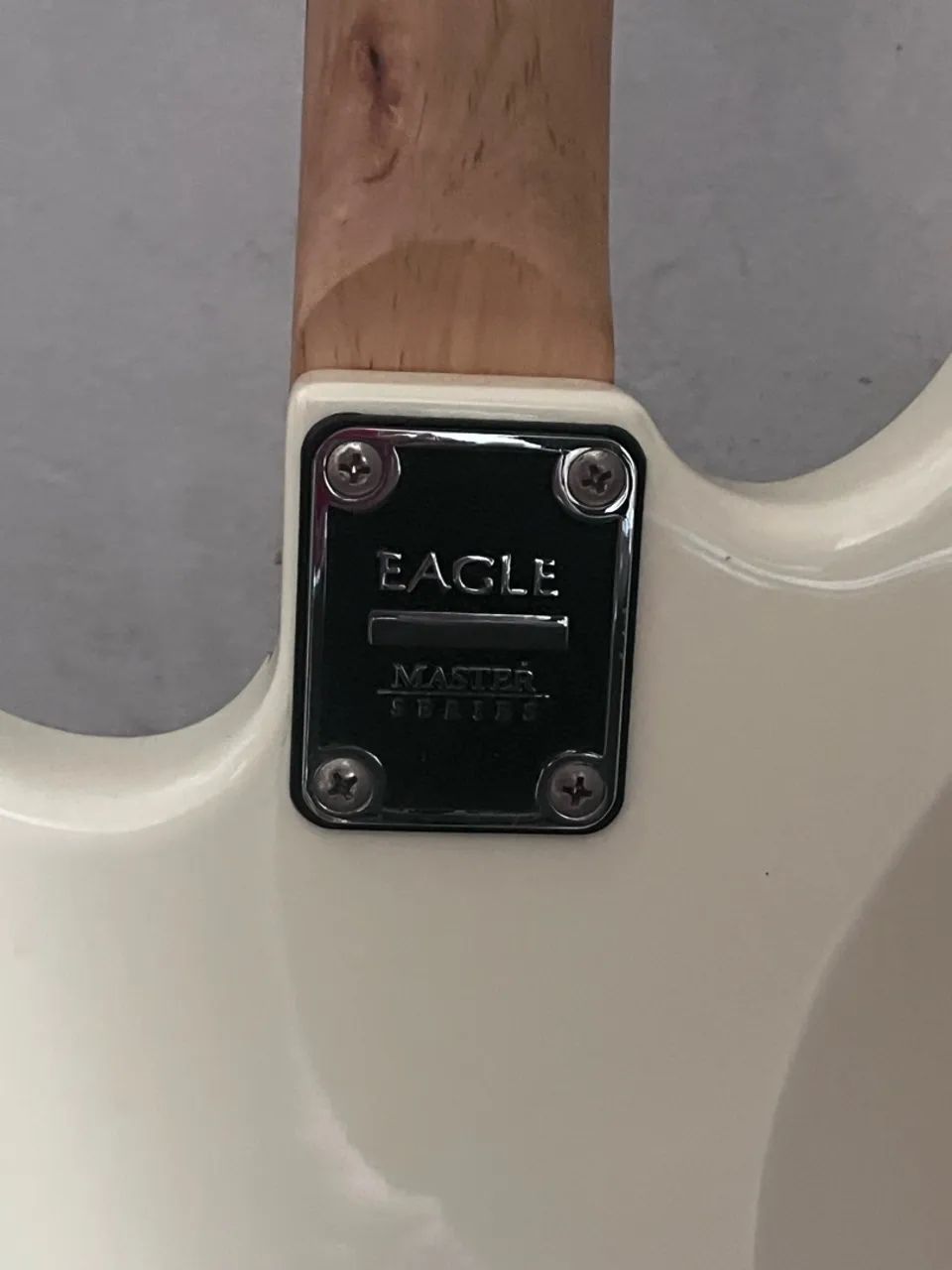 Guitarra Eagle  - Foto 4