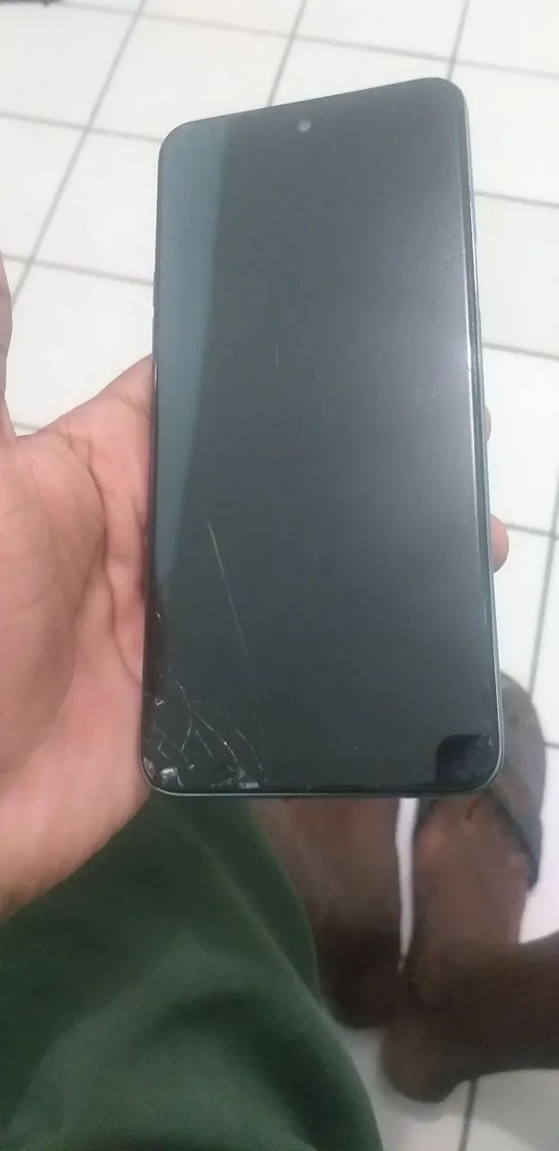 Vendo LG k62 plus 128 gigas 200 reais 