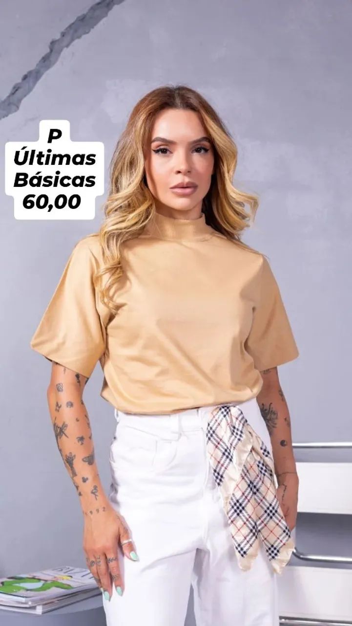 T-shirt básica gola alta - Foto 2