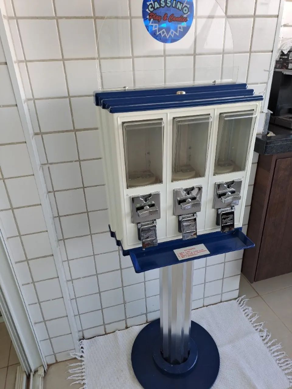 9 Máquinas de Vendas de Balas Retrô - Ideal para seu Negócio Próprio e Decoração! - Foto 3