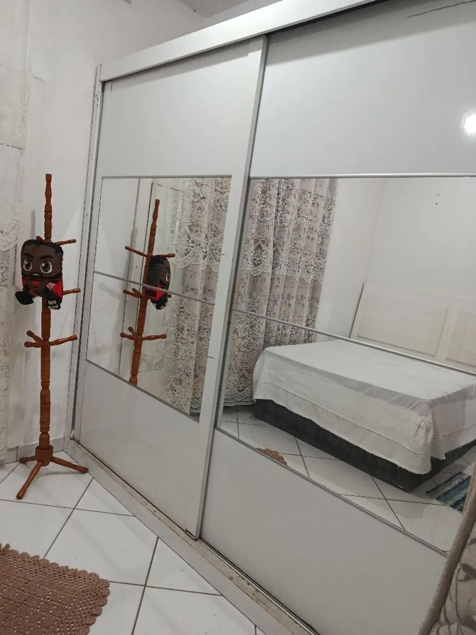 Alugo apartamento de um quarto - Foto 2