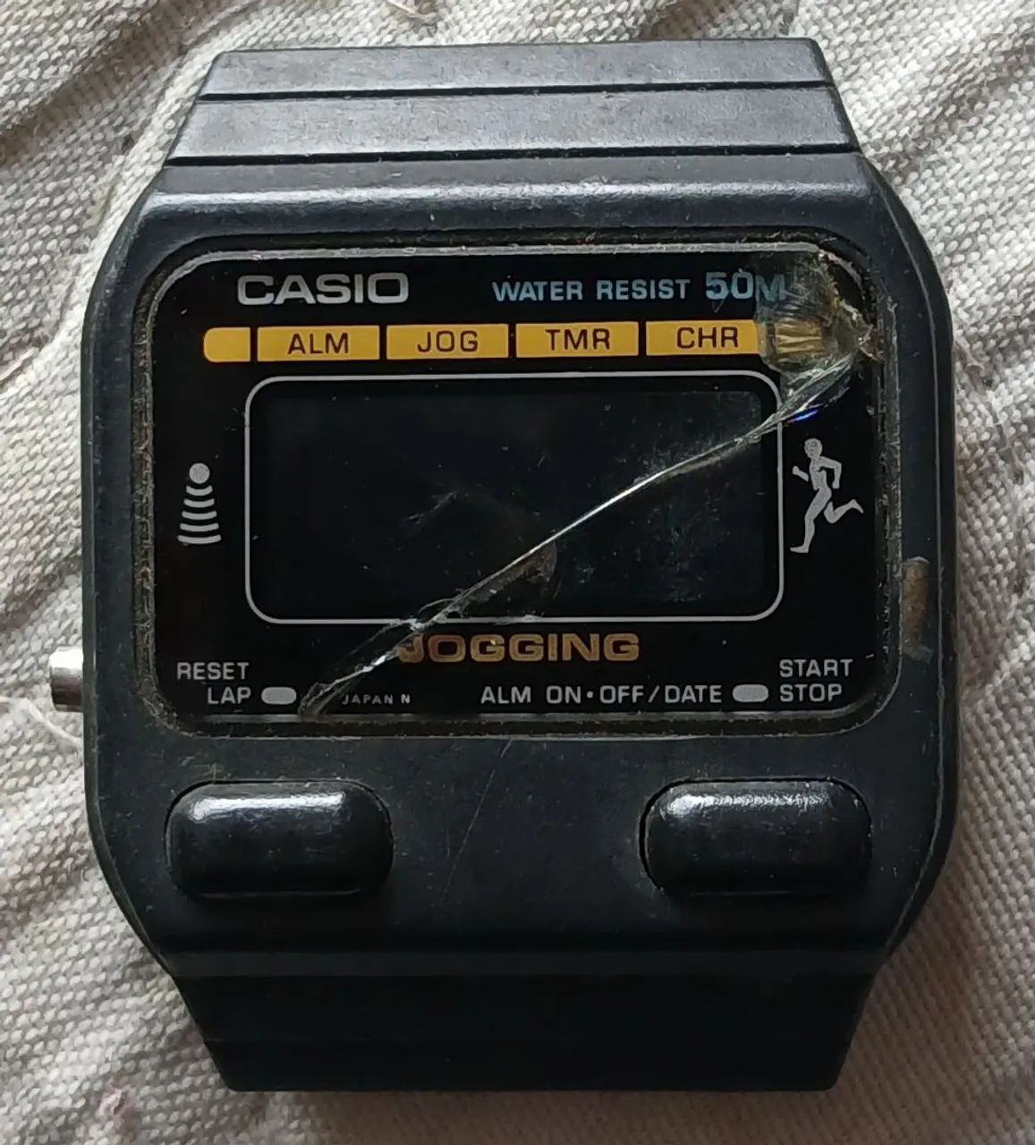 Relógio digital Casio J-30W Jogging (Para retirada de peças)