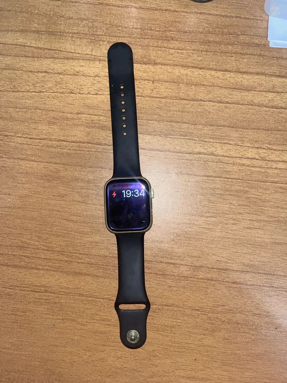 Apple Watch Series 7 GPS Prata com Pulseira Preta - Foto 4