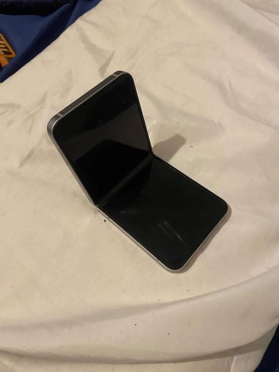 Samsung Z Flip 6 - Foto 4