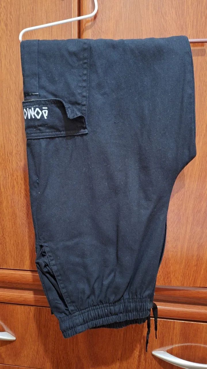Calça Cargo Aomond tamanho P - Foto 4
