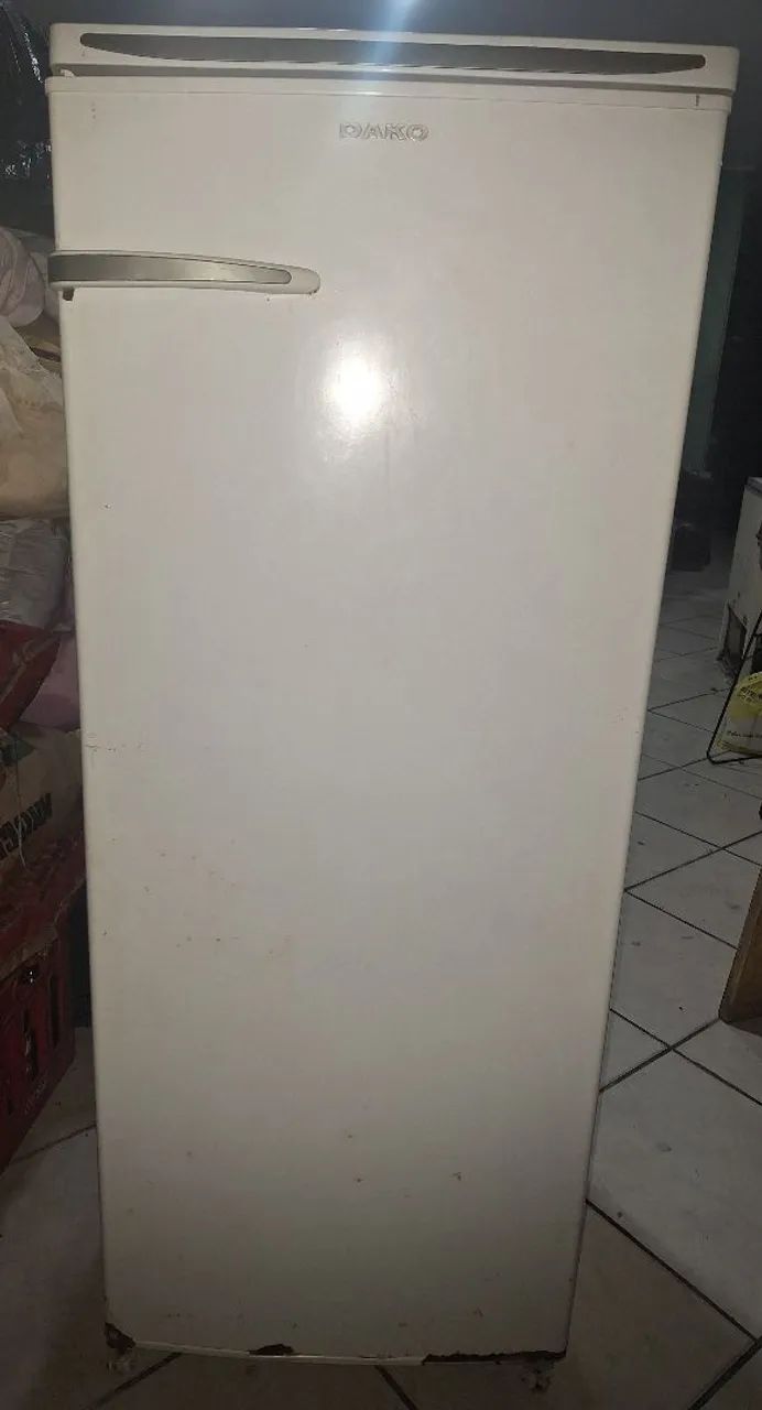 Geladeira dako Ret. Serra Dourada 2