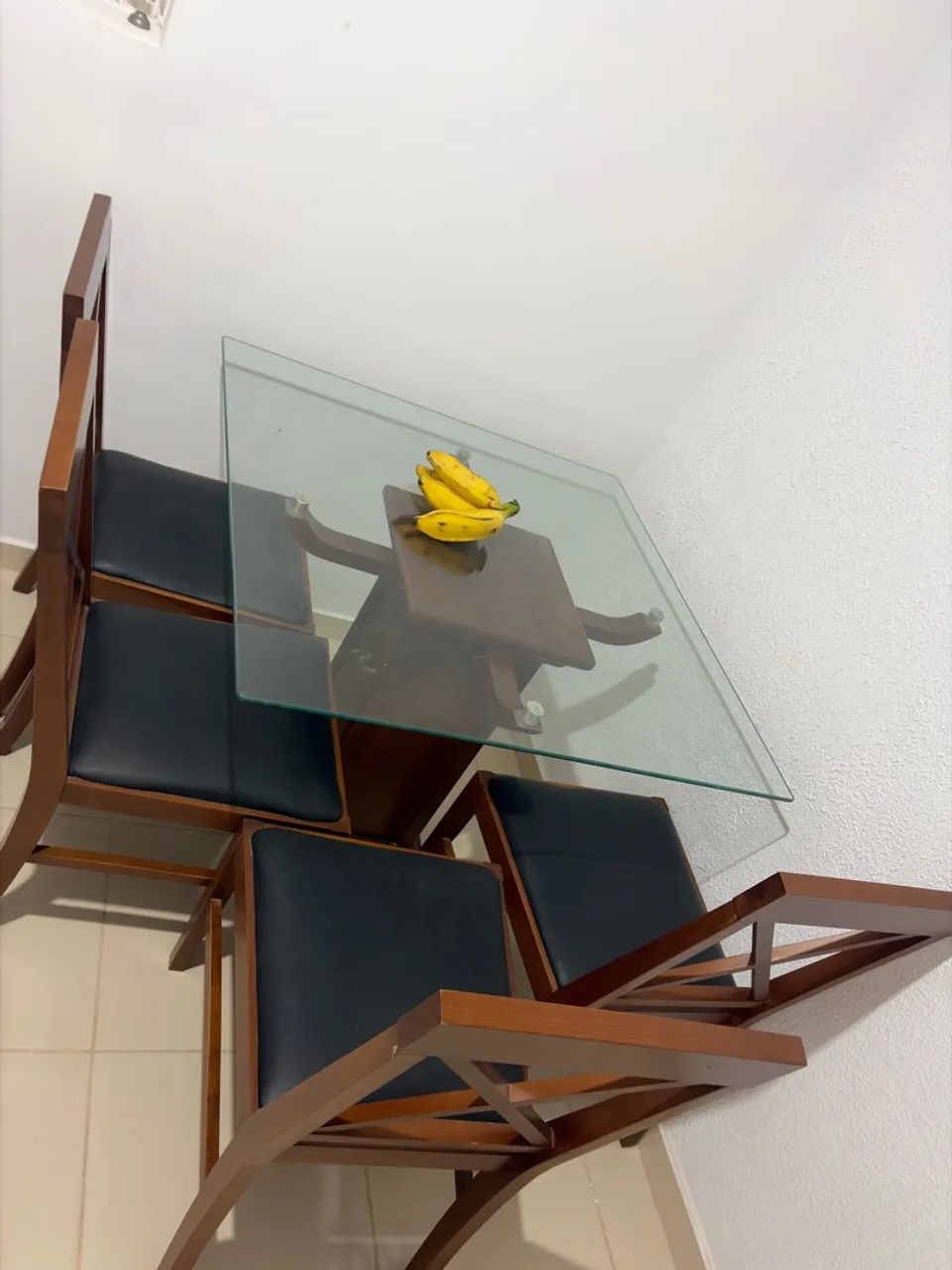 Mesa com cadeiras  - Foto 2