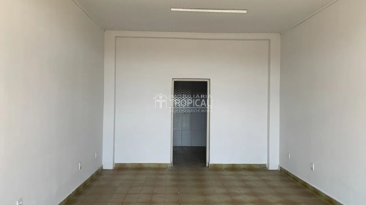 Aluga-se sala comercial no centro da cidade de Porto Nacional-To. - Foto 3