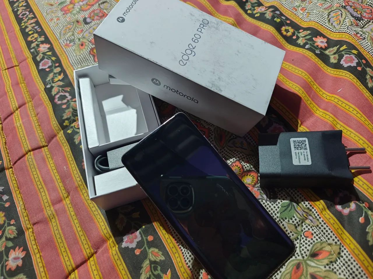 Cel moto g Edge 60 pro  - Foto 3