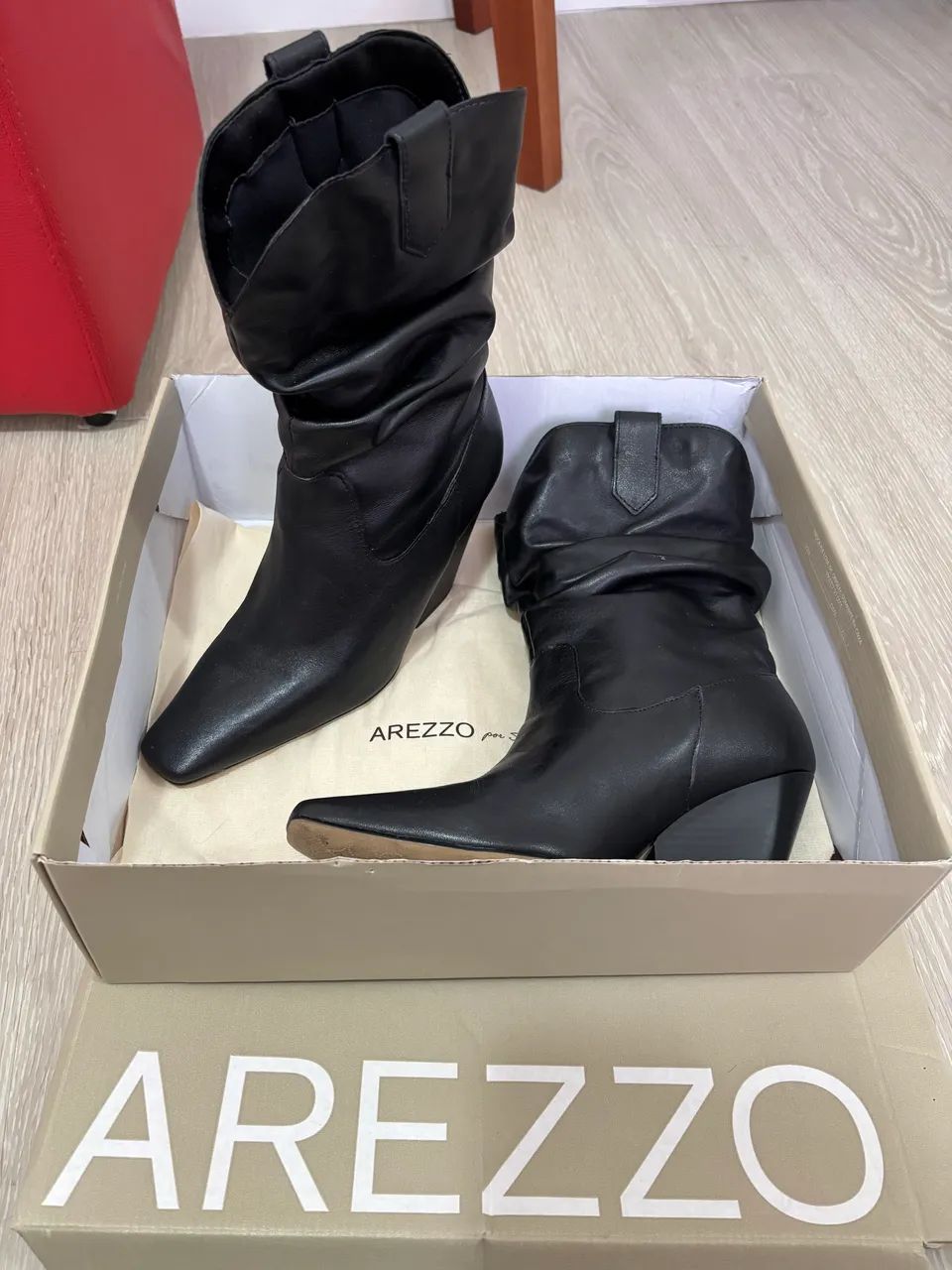 Bota Preta Arezzo - Foto 2