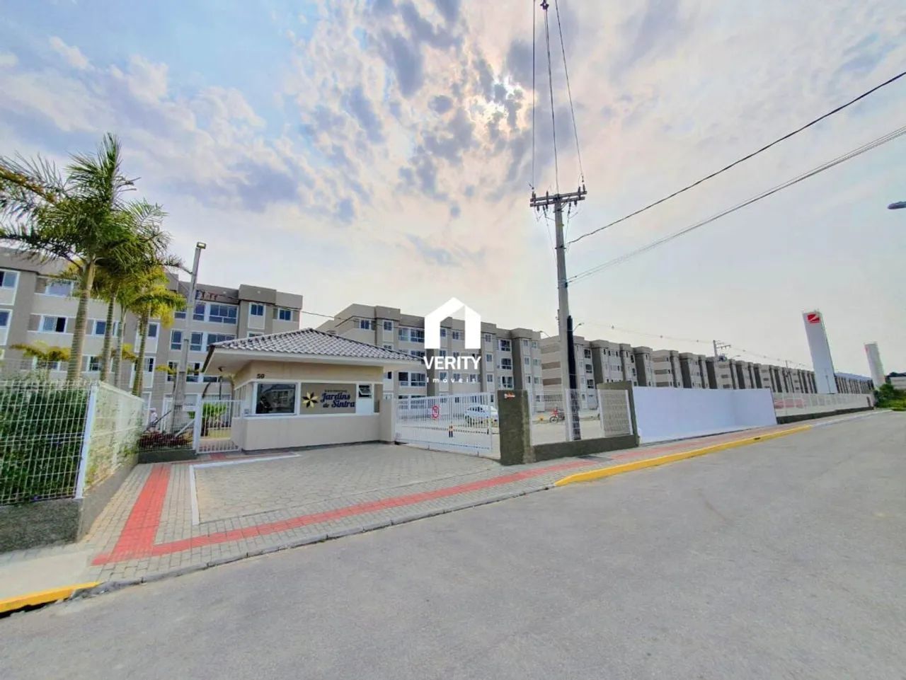 Apartamento com 2 Quartos para alugar, 46m² - Sertão do Maruim - Foto 2