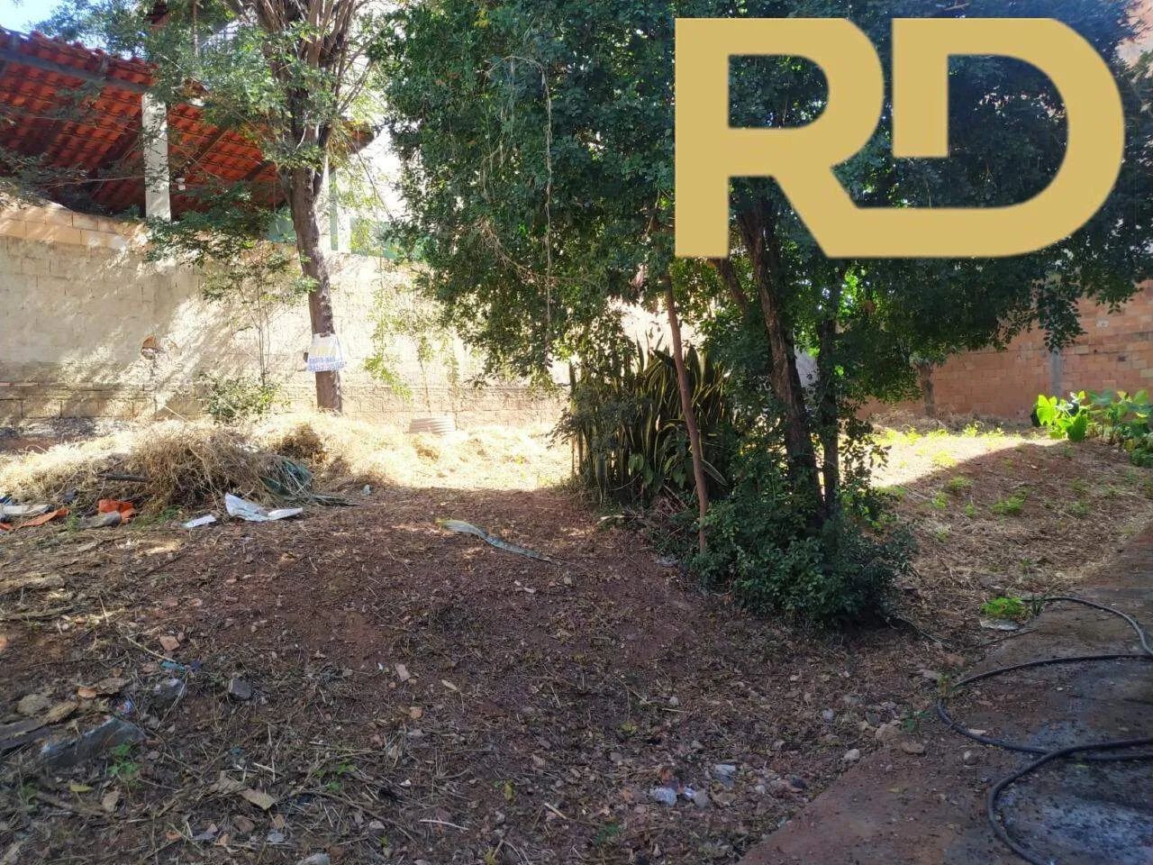 Imóvel à venda no bairro Maria Helena  ideal para templo religioso. - Foto 5
