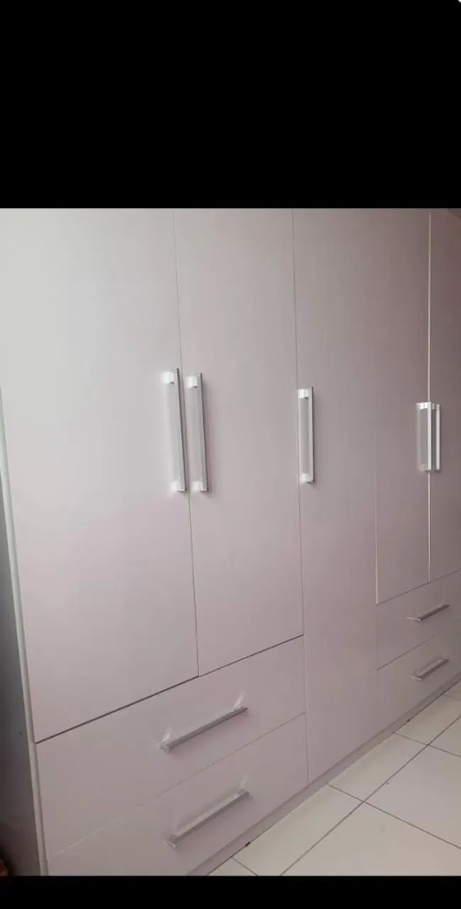 Guarda roupa com 5 portas 