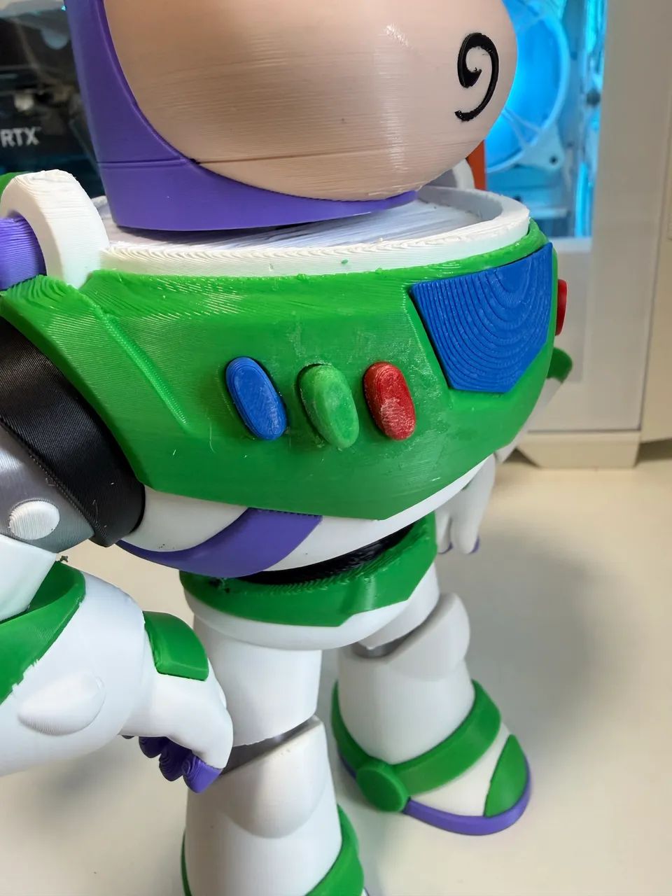 Buzz Lightyear (leves defeitos de impressão) - Foto 4