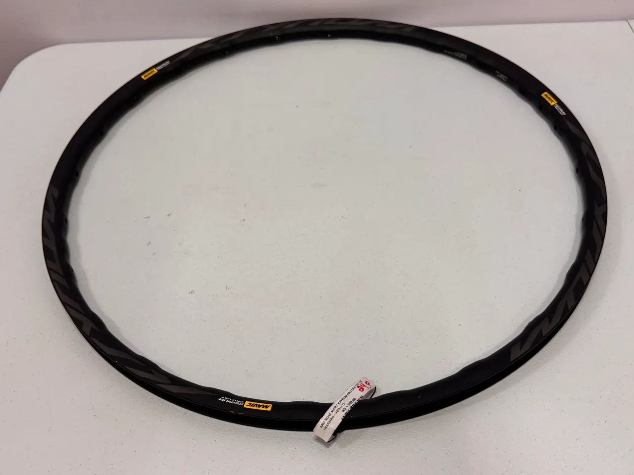 ARO MAVIC KSYRIUM PRO DISC UST TRASEIRO 24 FUROS ZERO  - Foto 5