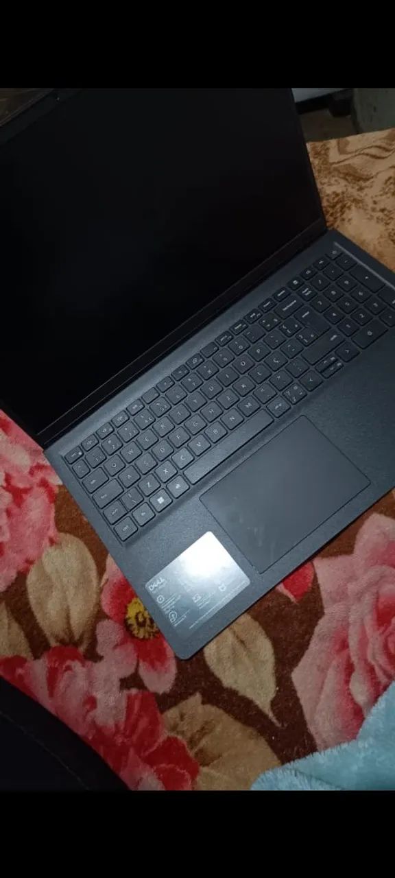 Dell Inspiron 15  - Foto 2